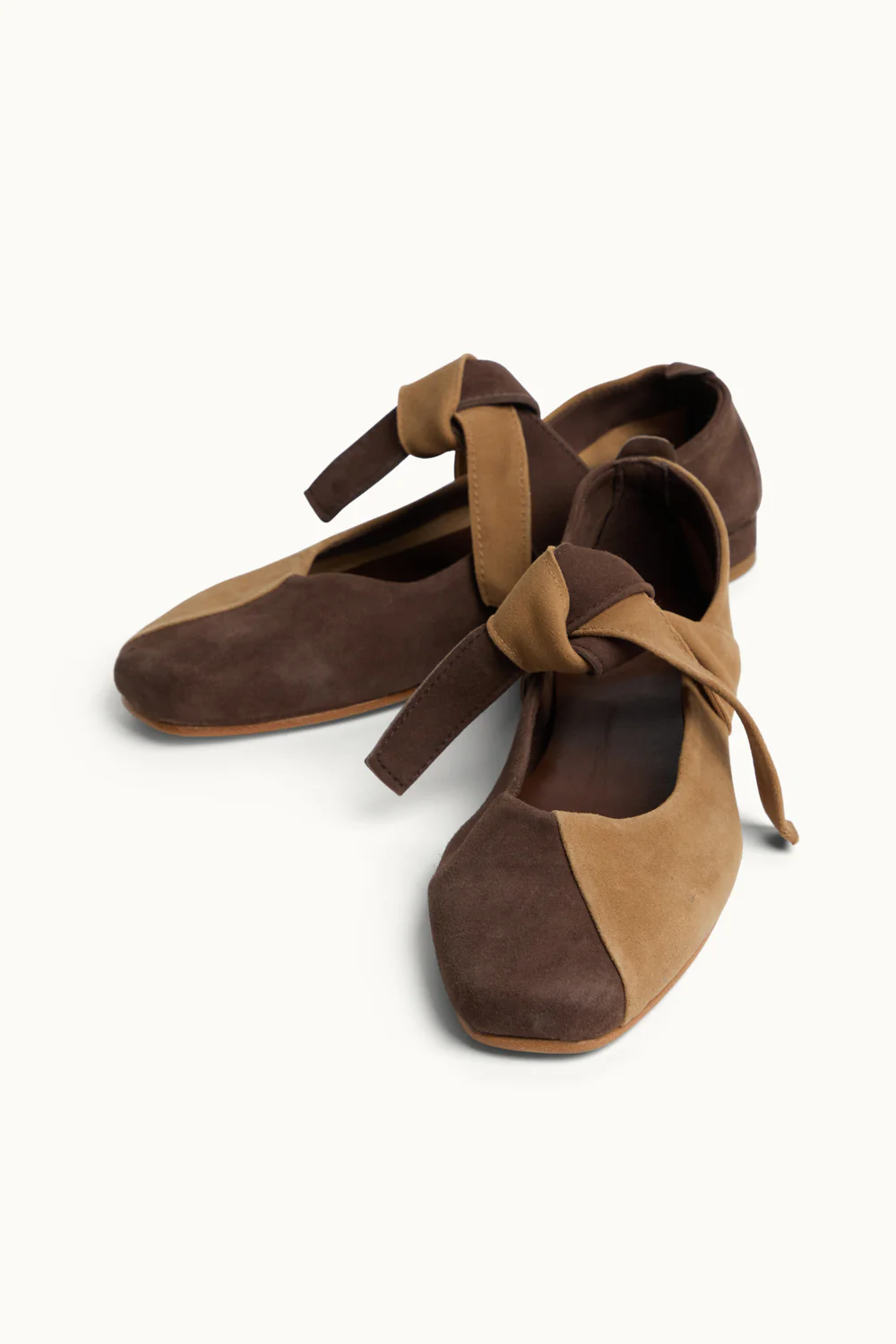 Gabrielle Brown Flat - Image 2