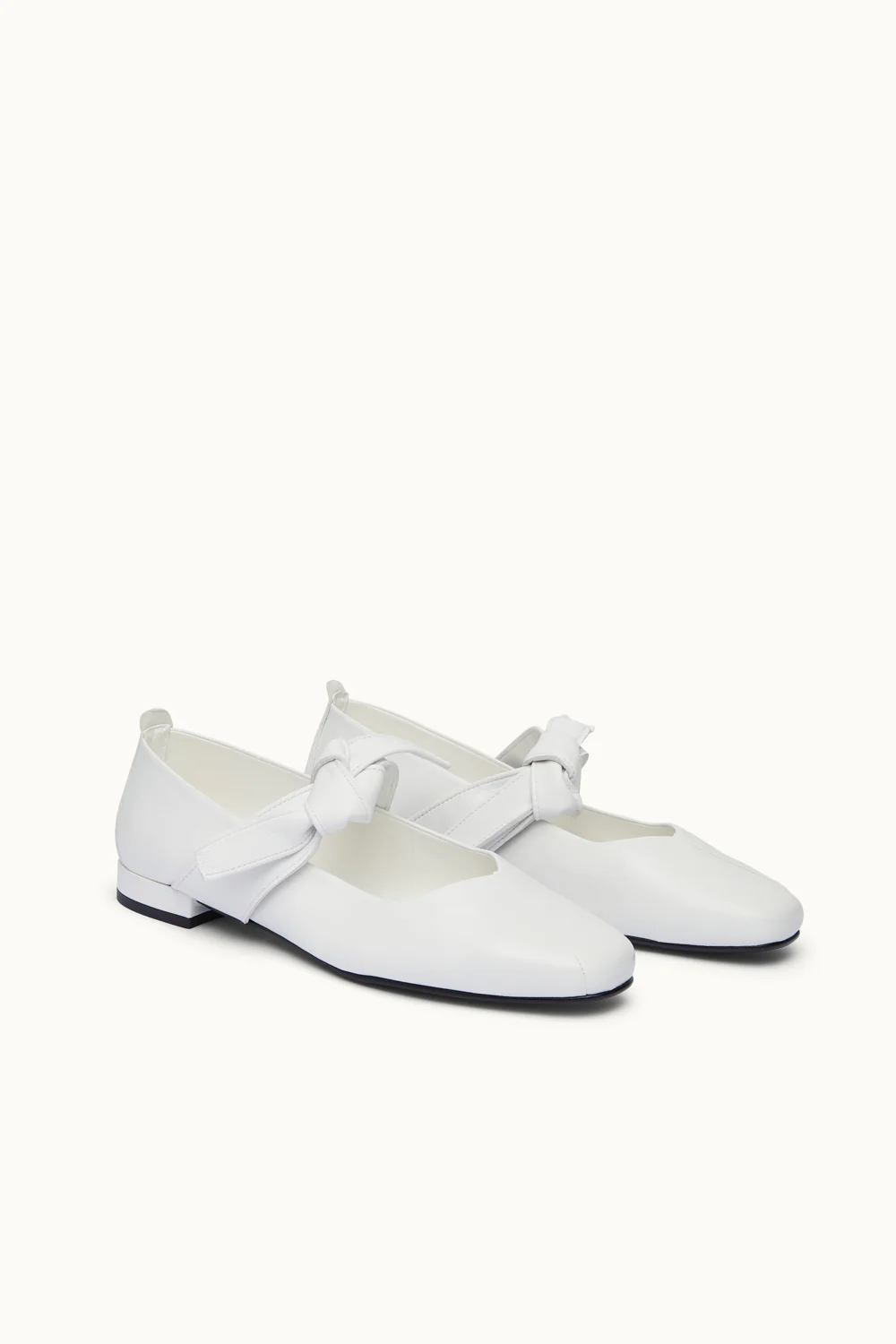 Twiggy White - Image 4